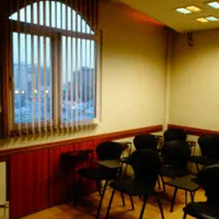 اجاره کلاس آموزشی مجهز در مرکز تهران|اجارهٔ کوتاهمدت دفتر کار و فضای آموزشی|تهران, صادقیه|دیوار