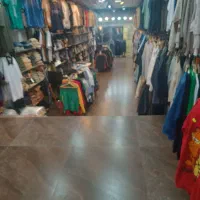 فروشنده بوتیک ماهر