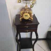 میزتلفن وتلفن