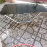 میز وسط اداری