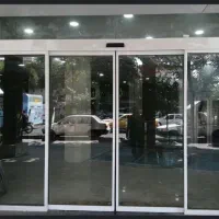 مغازه ۷۰ متری فاز ۱ با مستاجر