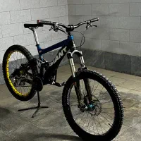 دوچرخه دانهیل جاینت کیوب اسکات