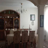 ویلایی/۱۰۰متری /حافظ جنوبی