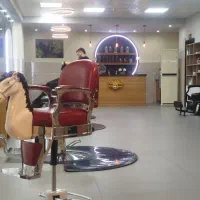 خدمات آرایشگر و زیبایی