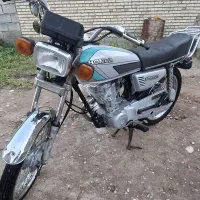 متورسیکلت تلاش  پارکینگی