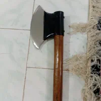 تبر دست ساز|کلکسیون اشیاء عتیقه|هشتگرد, هشتگرد قدیم|دیوار