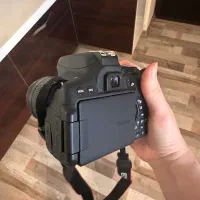 دوربین کانن k750D