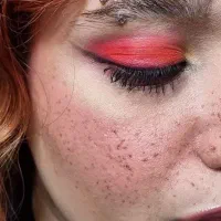 انجام خدمات پیرسینگ و میکرودرمال