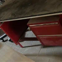 میز تحریر فلزی محکم و قدیمی و بسیار تمیز و سالم|میز تحریر و کامپیوتر|سبزوار, کاشفی شمالی (دادگستری)|دیوار