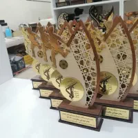 مدال و کاپ|مجسمه، تندیس، ماکت|اصفهان, عباس‌آباد|دیوار