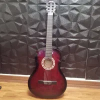 گیتار در حد نو
