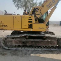 بیل کماتسو ۲۰۰ خط ۶|خودرو سنگین|شیراز, عفیفآباد|دیوار