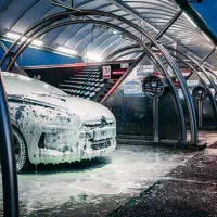 استخدام نیروی کارواش