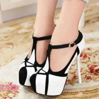 کفش زنانه مجلسی تنگ