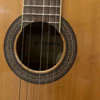 گیتار آکوستیک Alhambra