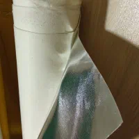 ساتن قرمز،استر چرم نقره ای
