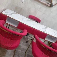 میزدونفره ناخن بغل لمسه درحدنو|آرایشگاه و سالن‌های زیبایی|تهران, تسلیحات|دیوار