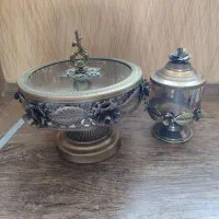 کاپ کیک و شکلات خوری