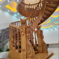 اجرای تخصصی پله گردکاورچوب