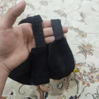 کلاه، لبه دار|کیف، کفش، کمربند|سبزوار, امام خمینی (ناوی)|دیوار