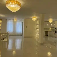 فروش ویلا / لوکس و نوساز /شهرک غرب