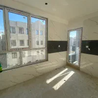 آپارتمان ۱۳۹ مترکلیدنخورده مترو شهرک بنفشه غرق نور|فروش آپارتمان|کرج, اکبرآباد|دیوار