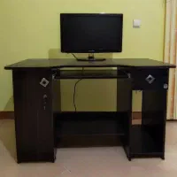 فروش فوری میز کامپیوتر و تحریر به علت جابه جایی