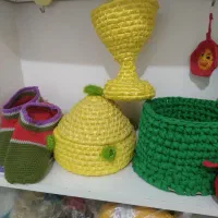 عروسک بافتنی وسبد