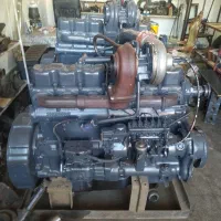 لوازم یدکی و موتورهای کامل سنگین ماک و انترناش