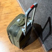 چمدان مسافرتی