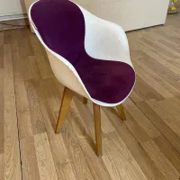 صندلی با روکش مخمل