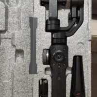 گیمبال و لرزشگیر ژیون اسموت 4  zhiyun smooth4