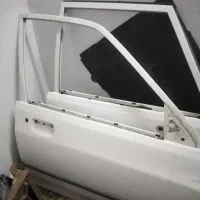 فروش 2 درب وگلگیر سمت شاگرد پراید سفید بدون ضربه