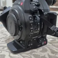 دوربین حرفه ای و سینمایی Canon c100 ii|دوربین عکاسی و فیلم‌برداری|دهلران, |دیوار