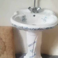 سنگ روشویی بزرگ با اتصالات