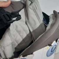 آغوش نوزاد .تمیز با کارتون خودش