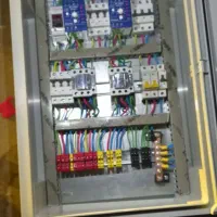 برقکارصنعتی،برقکش،برق کش،سیمکش،سیم کش برق کار|خدمات پیشه و مهارت|زاهدان, |دیوار