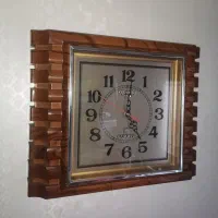 ساعت دیواری قدیمی