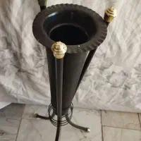 گلدان فلزی مشکی