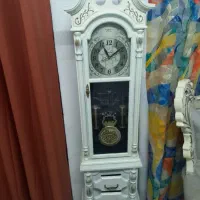 ساعت پایه دار