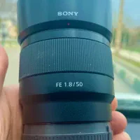 لنز سونی ۵۰ میلیمتری F 1.8