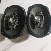 باند پیونر یک جفت.و دریچه گاز تیبا