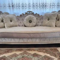 مبل۷نفره و میزغذاخوری۴نفره بهمراه ویترین نئوکلاسیک