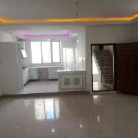 آپارتمان 110 متردو خوابه ط اول طبرسی شمالی 38