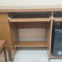 میز کامپیوتر چوبی