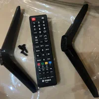 کنترل و پایه تلویزیونِ اسنوا درحد نو