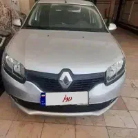 رنو سیمبل نقره ای