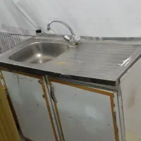 سینک همراه کابینت