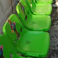 صندلی پلاستیکی پایه فلزی سبز رنگ ناصر با کد ۸۰۸