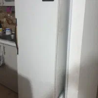 یخچال آزمایش